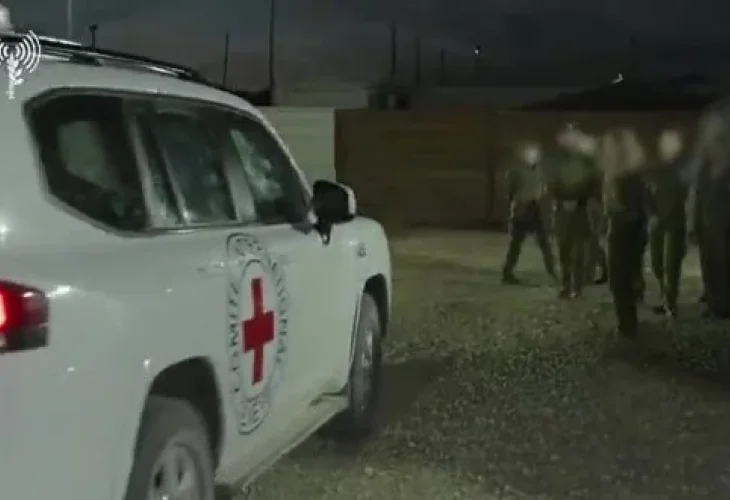 השבות בעת הגעתן לבסיס צה"ל בעוטף (צילום: דובר צה"ל)