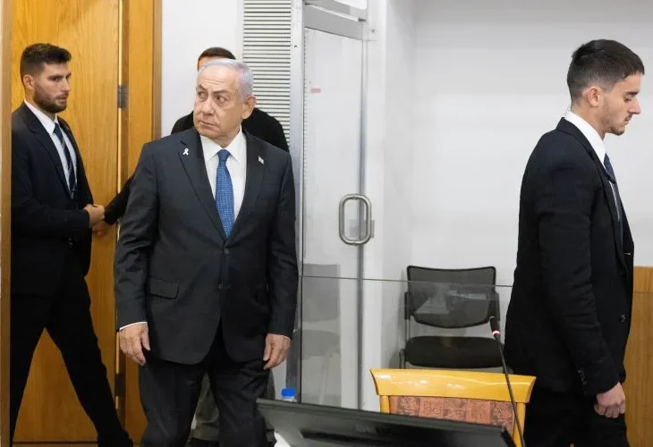 נתניהו בבית המשפט (צילום: תומר אפלבאום, פול)