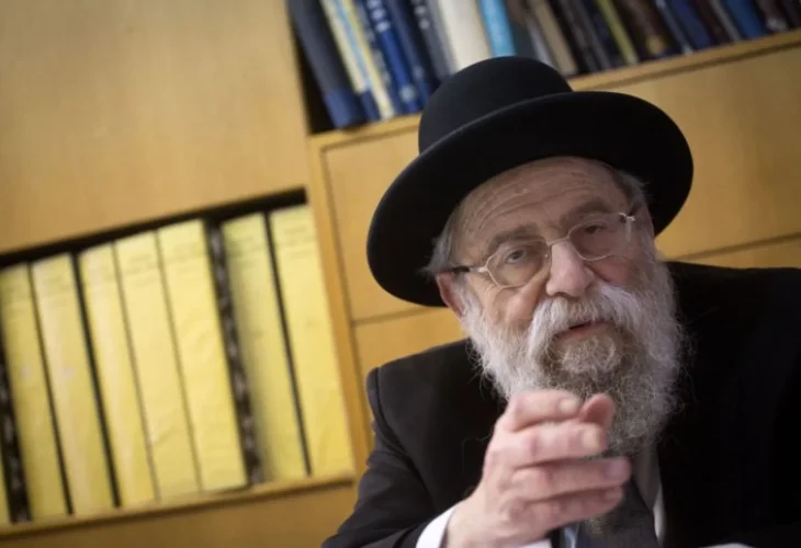 הרב אריה שטרן (צילום: מרים אלסטר / פלאש 90) הרב אריה שטרן (צילום: מרים אלסטר / פלאש 90)