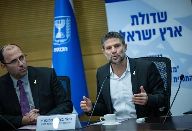 סמוטריץ' ורוטמן היום בדיון (צילום: יהונתן סינדל, פלאש90)