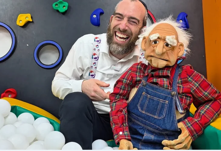 ר' שרגי חרך והבובה ר' שרגי חרך והבובה