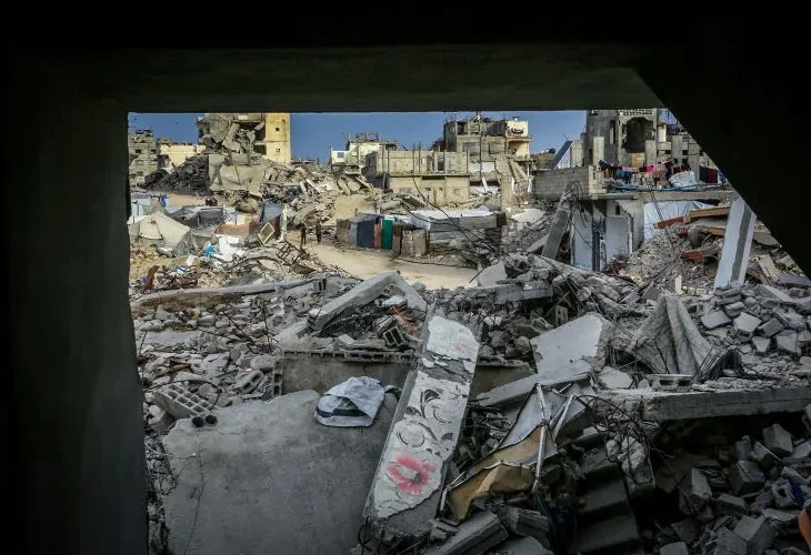 תקיפה היום בעזה (צילום: עבד רחים חטיב, פלאש90)