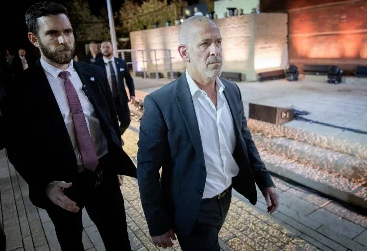 רונן בר (צילום: חיים גולדברג, פלא90) רונן בר (צילום: חיים גולדברג, פלא90)