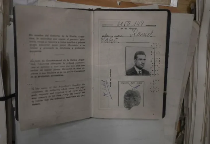 תעודה של אלי כהן (צילום: לע"מ/המוסד)