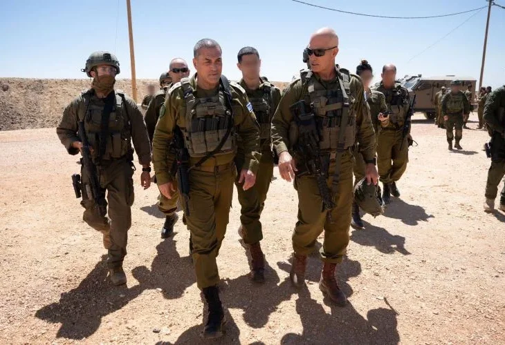 הרמטכ"ל בתחילת הסיור (צילום: דובר צה"ל)