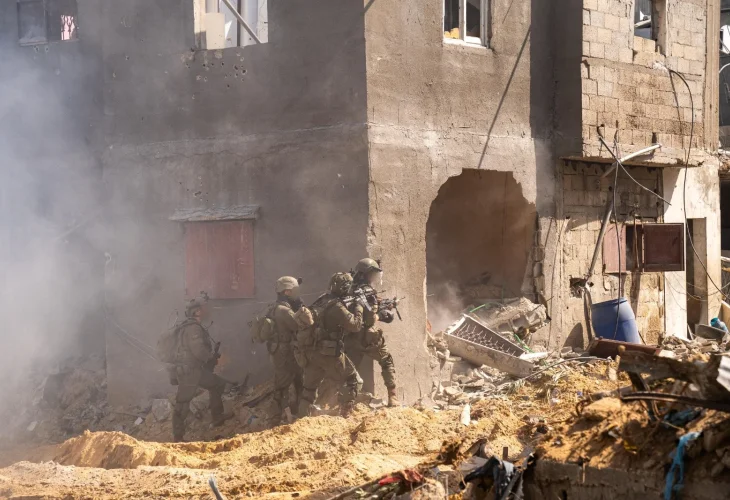  כוחות צוות הקרב של חטיבת כפיר במרחב ח׳אן יונס (צילום: דובר צה״ל)