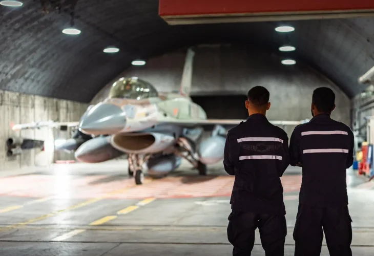 הכנה ליציאה לתקיפה בתימן (צילום: דובר צה"ל)