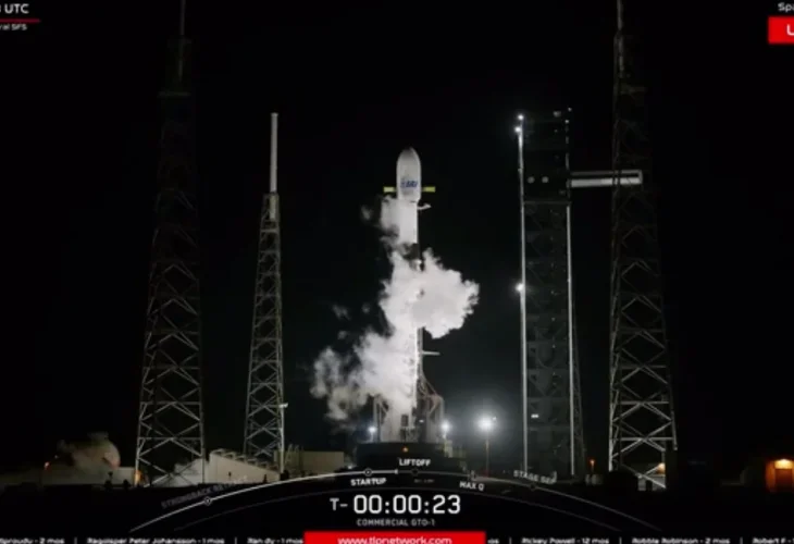 שיגור הלויין (צילום: spaceX)