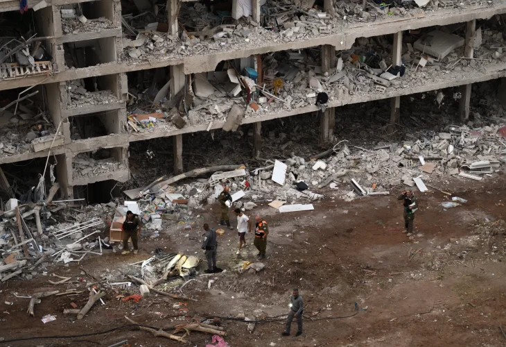 זירת נפילה בתל אביב (צילום: גילי יערי, תל אביב)