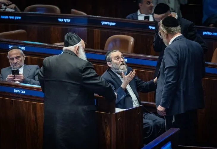 גפני (צילום: יונתן סינדל, פלאש90)