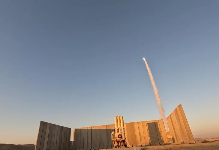 מערכת ״חץ״ (צילום: אגף דוברות וקשרי ציבור במשרד הביטחון)