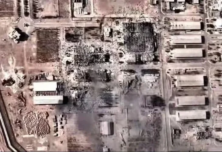 המתקן באיספהאן לאחר תקיפת צה"ל (צילום: דובר צה"ל) המתקן באיספהאן לאחר תקיפת צה"ל (צילום: דובר צה"ל)