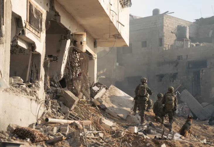 צוות הקרב של חטיבה 401 בג׳באליה (צילום: דובר צה״ל)