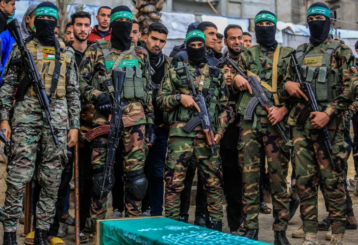 מחבלי חמאס ברצועה (קרדיט: shutterstock)