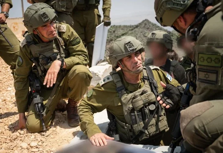 הרמטכ"ל בעת סיור בלבנון (צילום: דובר צה"ל)