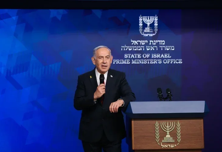 נתניהו (צילום: אלכס קולומויסקי, פול)