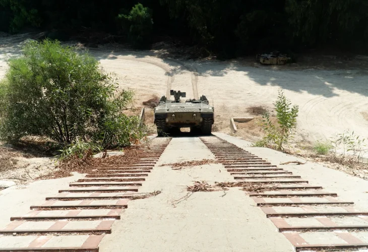 (צילום: אגף דוברות וקשרי ציבור במשרד הביטחון)