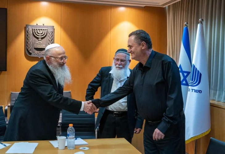 (צילום: דוברות משרד הביטחון)