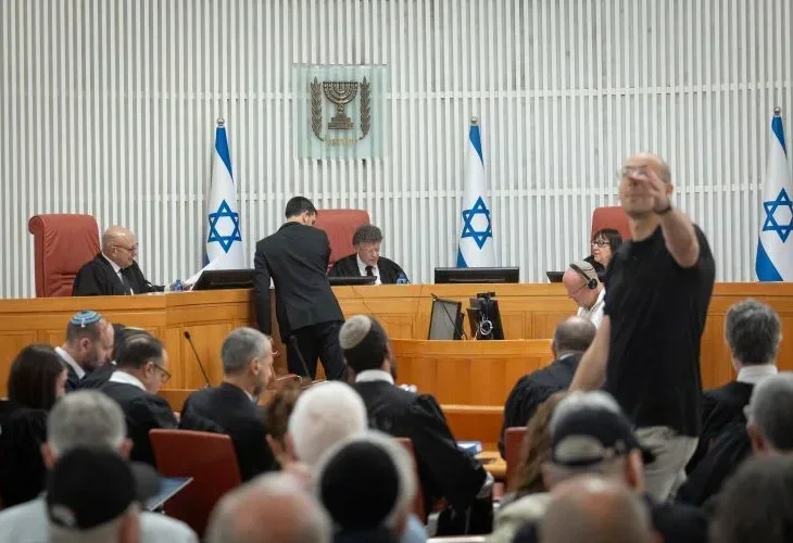 דיון בבג"ץ, ארכיון (צילום: יונתן סינדל, פלאש90)