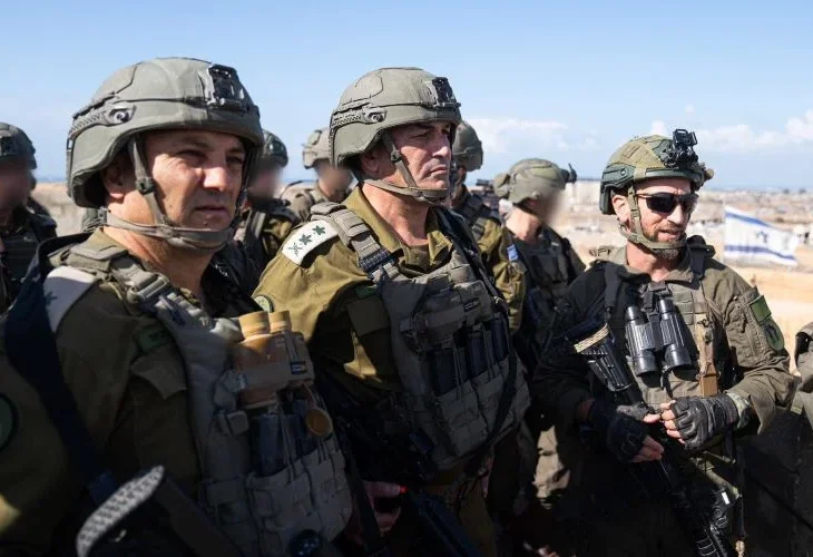 הרמטכ"ל בסיור במרחב רפיח (צילום: דובר צה"ל)