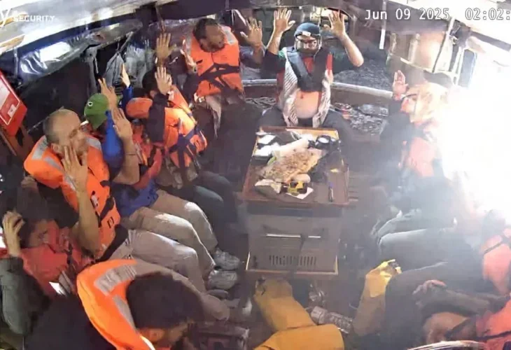 פעילי ספינת ״מדלן״ שנעצרו ביוני האחרון (צילום: משרד החוץ)