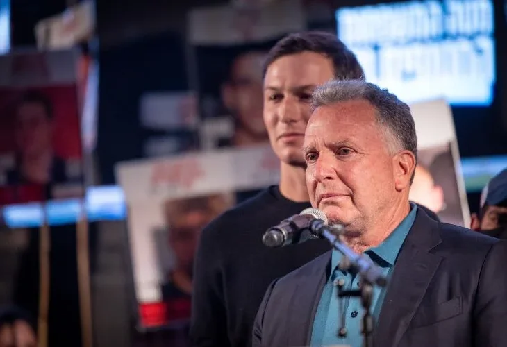 וויטקוף וקושנר, הערב בכיכר החטופים (צילום: חיים גולדברג, פלאש90)