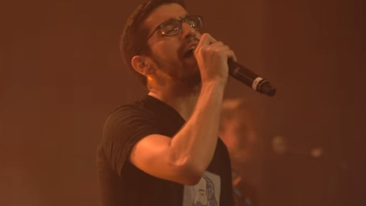 מחוץ לאיזון: 11 שירים וביצועים של חנן בן ארי, ש(כנראה) לא הכרתם - הידברות
