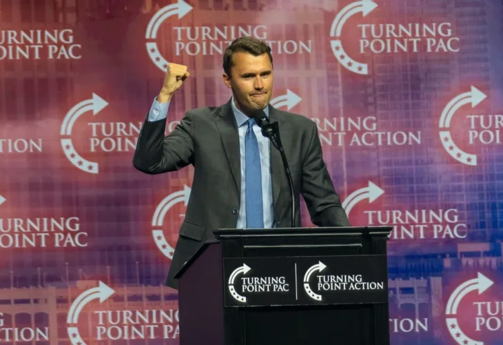 צ'ארלי קירק (צילום: shutterstock)