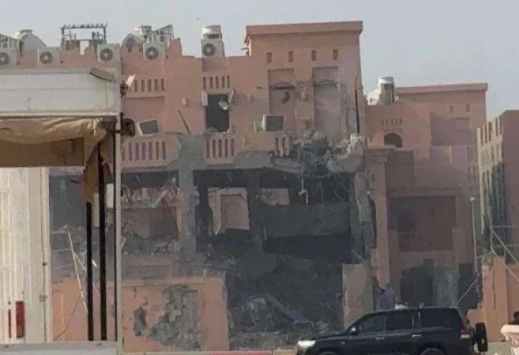 המבנה שהותקף בקטר (צילום: לפי סעי 27א')