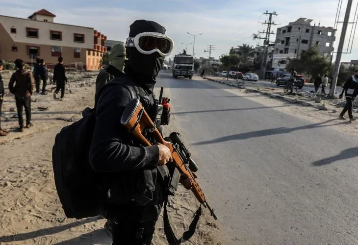 אנשי מיליציה בדרום רצועה (צילום: פלש90)