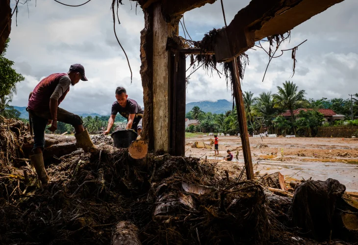 מפולץ בוץ באינדונזיה, ארכיון (קרדיט: shutterstock)