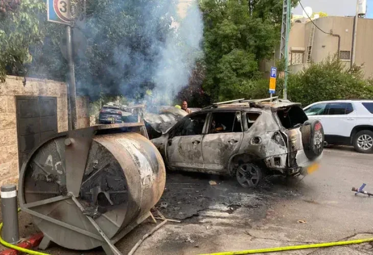 ההצתה בירושלים (צילום: דוברות המשטרה)