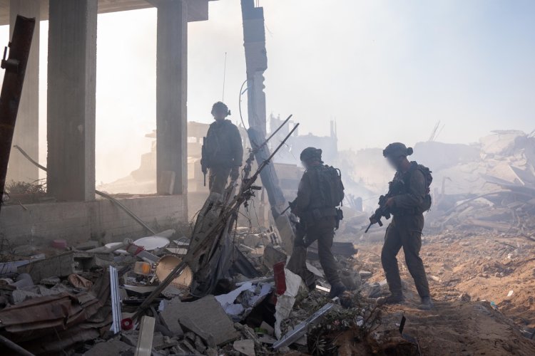 כוחות צה"ל בעיר עזה (צילום: דובר צה״ל)