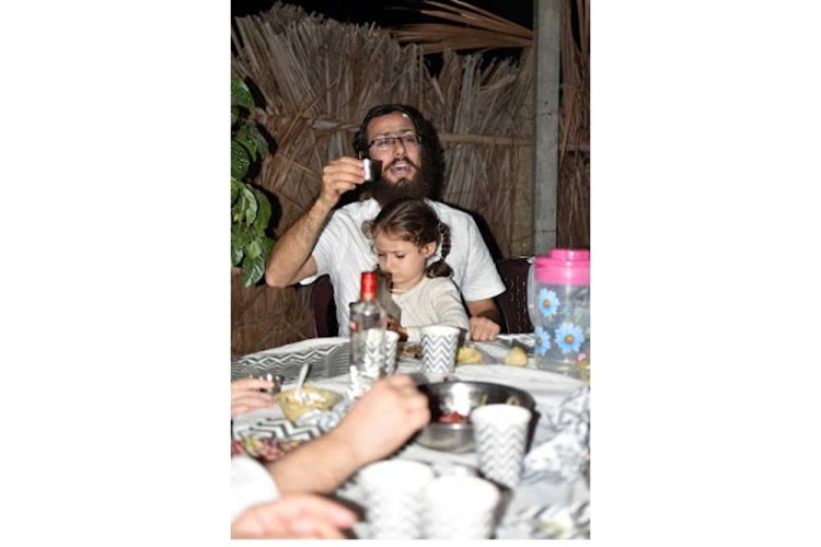 Rabbi Moti with Mushka