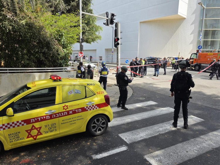 זירת נפילה בגוש דן (צילום: דוברות מד״א)