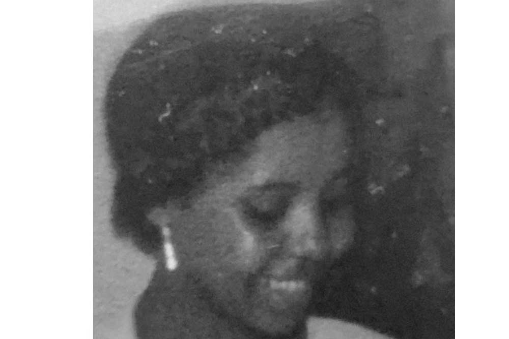 אלנה בצעירותה