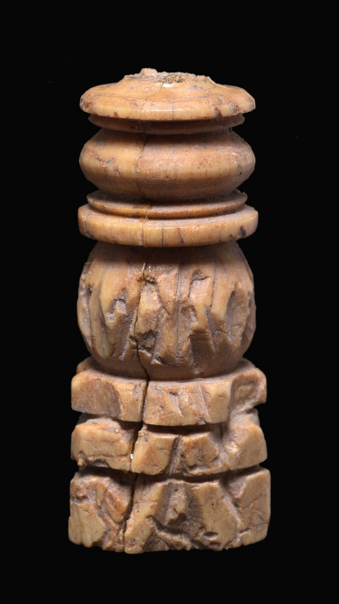 Bone vessel (Photo: Clara Amit, Israel Antiquities Authority)