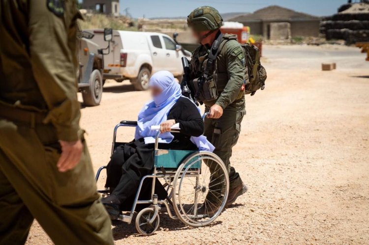 כוחות צה״ל במתקן הרפואי בדרום סוריה (צילום: דובר צה״ל)