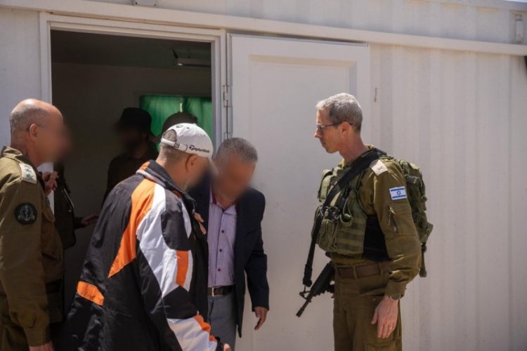 כוחות צה״ל במתקן הרפואי בדרום סוריה (צילום: דובר צה״ל)