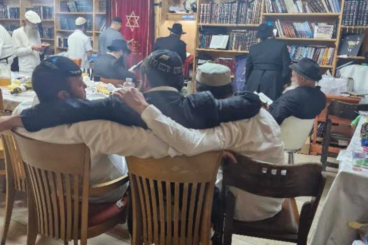 בית המדרש בחצר הבית של ענת והרב עינב