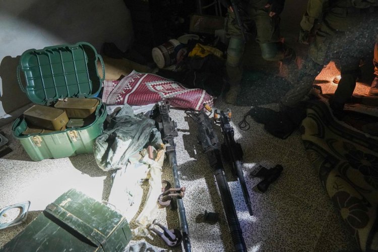 אמצעי לחימה שאותרו על ידי צה״ל (צילום: דובר צה״ל)