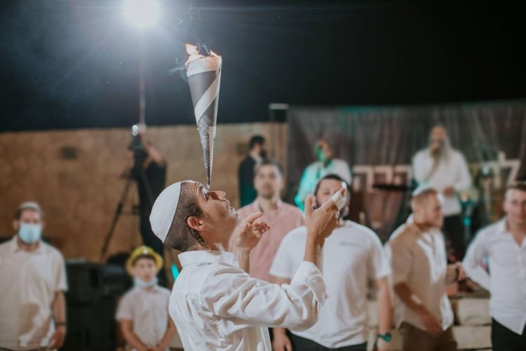 משמח בחתונה משפחתית. צילום: יניב בן ישר
