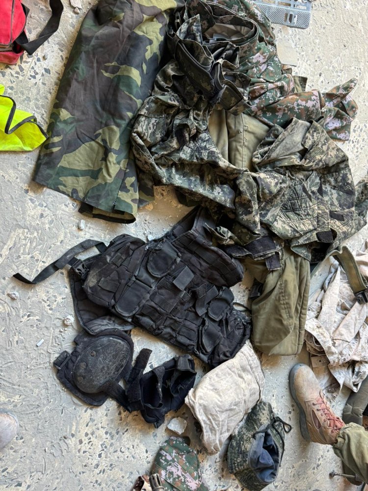 אמצעי לחימה שאותרו על ידי צוותי הקרב של חטיבת כפיר וחטיבה 188 (צילום: דובר צה״ל)