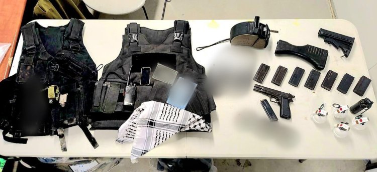 אמצעי הלחימה שהוחרמו על ידי לוחמי גדוד 941 (צילום: דובר צה״ל)