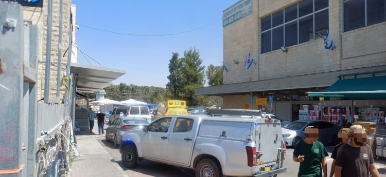 זירת הפיגוע (צילום: דוברות מד״א)