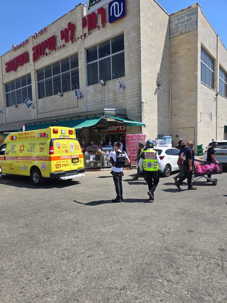 זירת הפיגוע (צילום: דוברות מד״א)