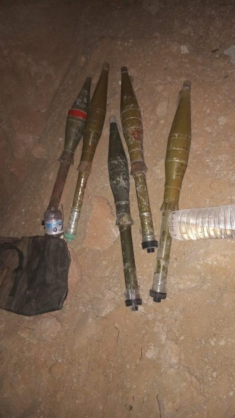 טילי אר.פי.ג׳י שאותרו בתוך המנהרה (צילום: דובר צה״ל)