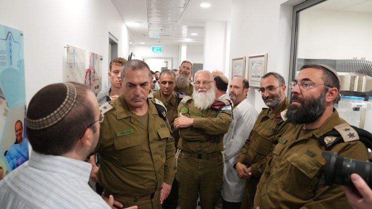 הרמטכ"ל אייל זמיר בביקור ברבנות הצבאית (צילום: דובר צה״ל)