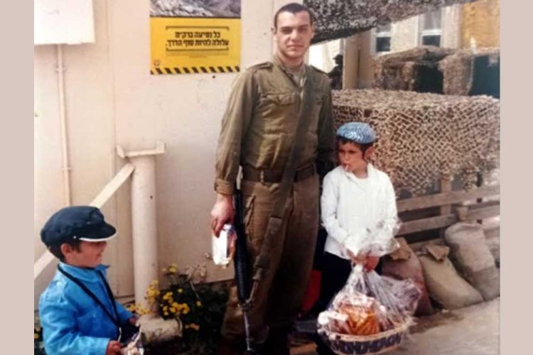 משלוח מנות לחיילים בישוב נצרים