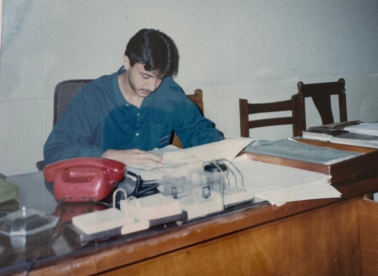 תובע בבית המשפט בטהראן